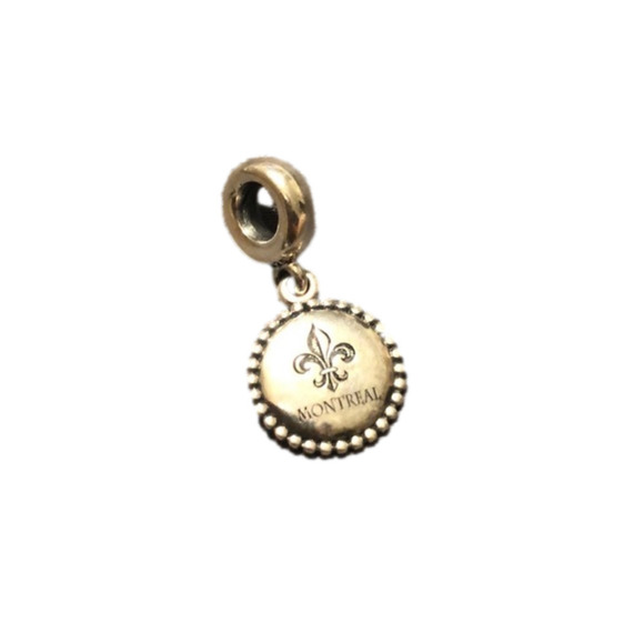 ✨HOST PICK✨ NWT Montreal Pandora Charm - Picture 1 of 9